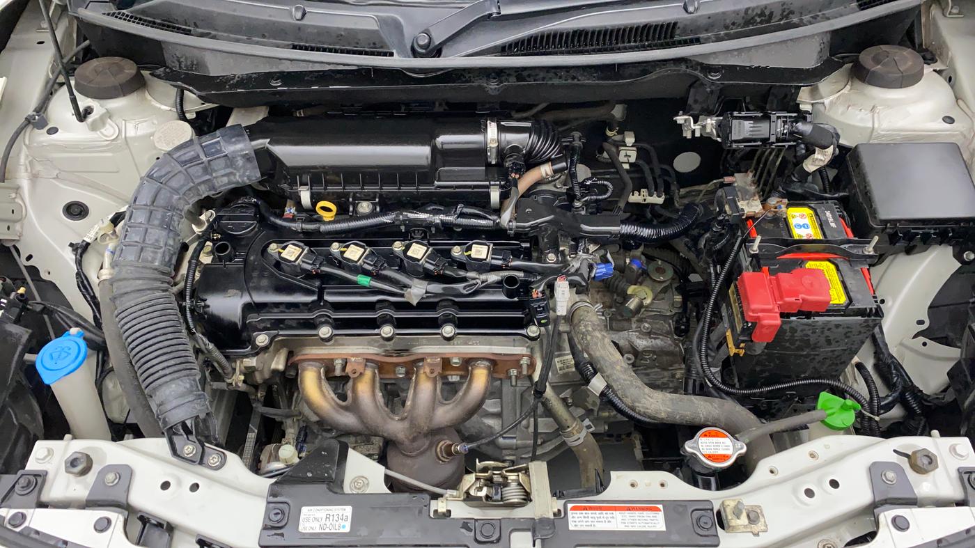 2018 Maruti Swift VXI D, Petrol, Manual, 20,490 km, Engine Bonet View