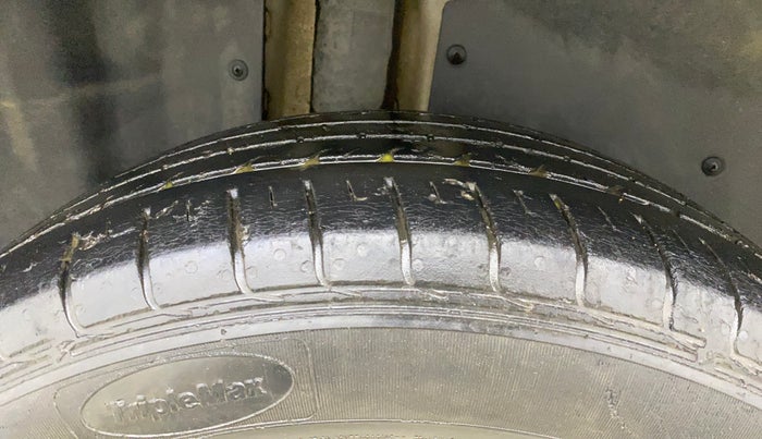 2020 MG HECTOR SHARP 1.5 DCT PETROL, Petrol, Automatic, 39,520 km, Right Rear Tyre Tread