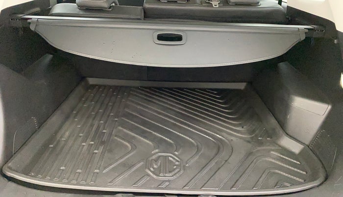 2020 MG HECTOR SHARP 1.5 DCT PETROL, Petrol, Automatic, 39,520 km, Boot Inside