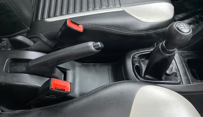 2016 Maruti Swift LXI OPT, Petrol, Manual, 10,753 km, Gear Lever