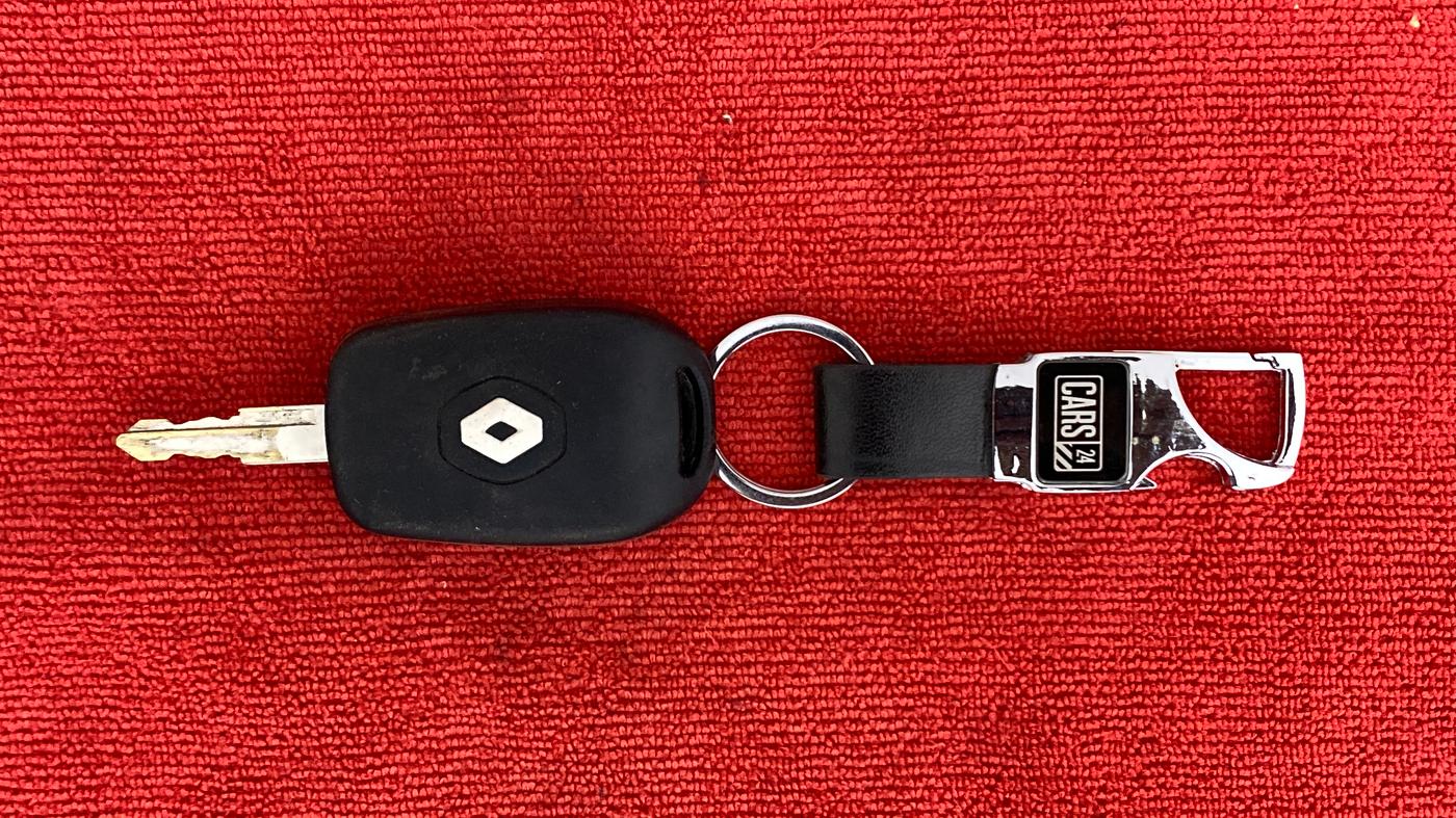 2019 Renault Kwid 1.0 RXT Opt, Petrol, Manual, 37,526 km, Key Close Up