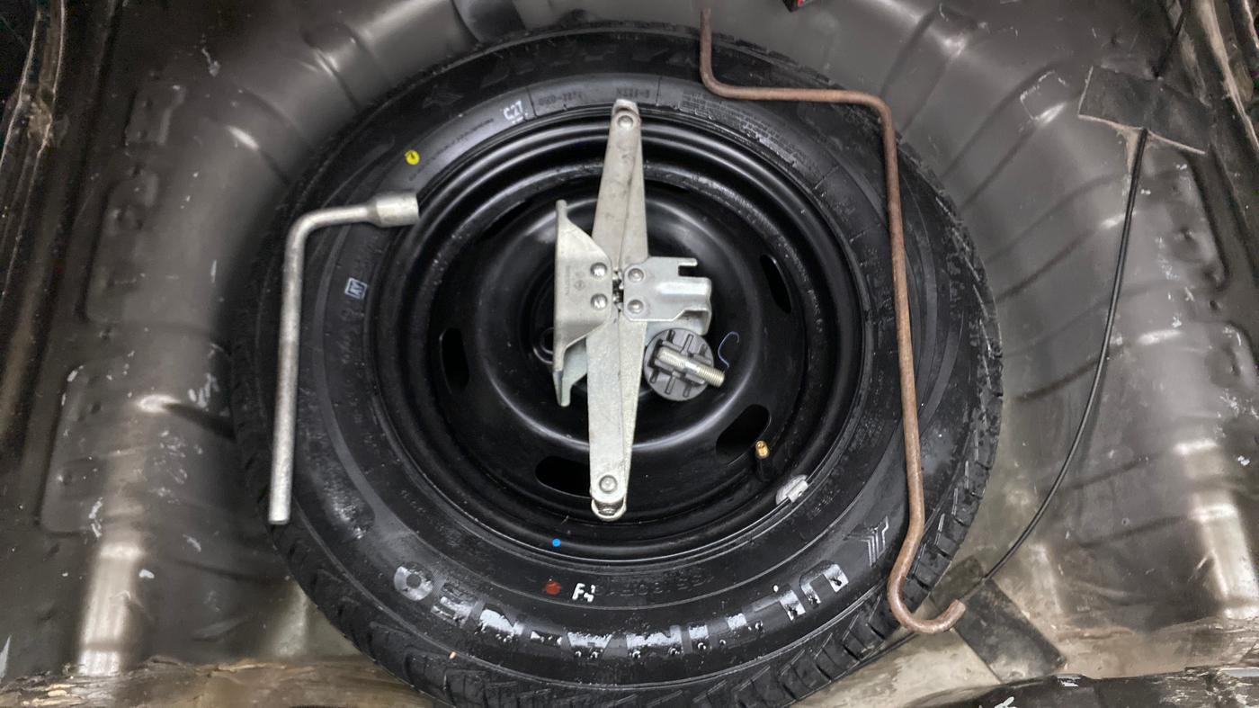 2019 Renault Kwid 1.0 RXT Opt, Petrol, Manual, 37,526 km, Spare Tyre