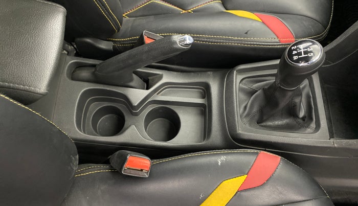 2016 Maruti Vitara Brezza ZDI PLUS, Diesel, Manual, 83,320 km, Gear Lever