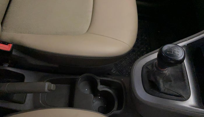 2014 Hyundai i10 MAGNA 1.1, Petrol, Manual, 48,213 km, Gear Lever