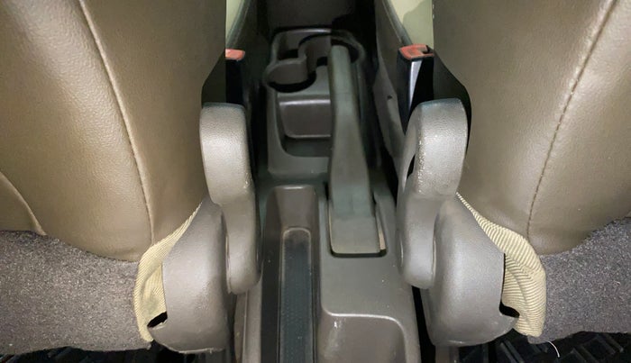 2014 Hyundai i10 MAGNA 1.1, Petrol, Manual, 48,213 km, Driver Side Adjustment Panel