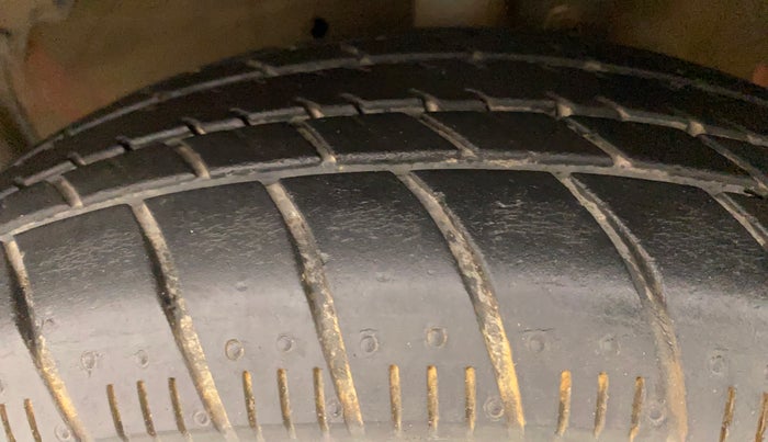 2017 Maruti Celerio ZXI AMT (O), Petrol, Automatic, 50,894 km, Left Front Tyre Tread