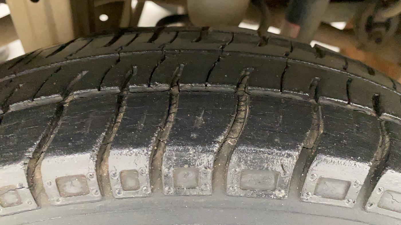 2012 Maruti Alto 800 LXI, Petrol, Manual, 29,181 km, Right Rear Tyre Tread