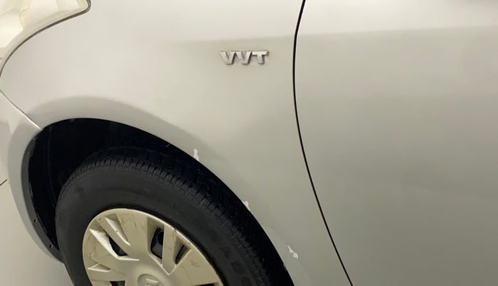 2013 Maruti Swift VXI, Petrol, Manual, 43,504 km, Left fender - Paint has minor damage