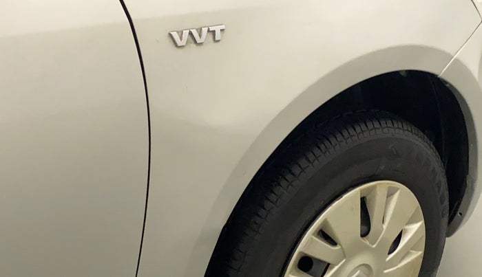 2013 Maruti Swift VXI, Petrol, Manual, 43,504 km, Right fender - Minor scratches