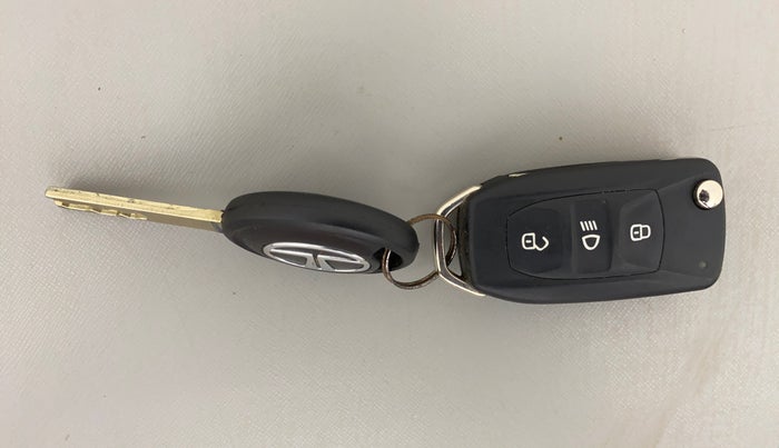 2020 Tata Tiago XZ PETROL, Petrol, Manual, 34,502 km, Key Close Up