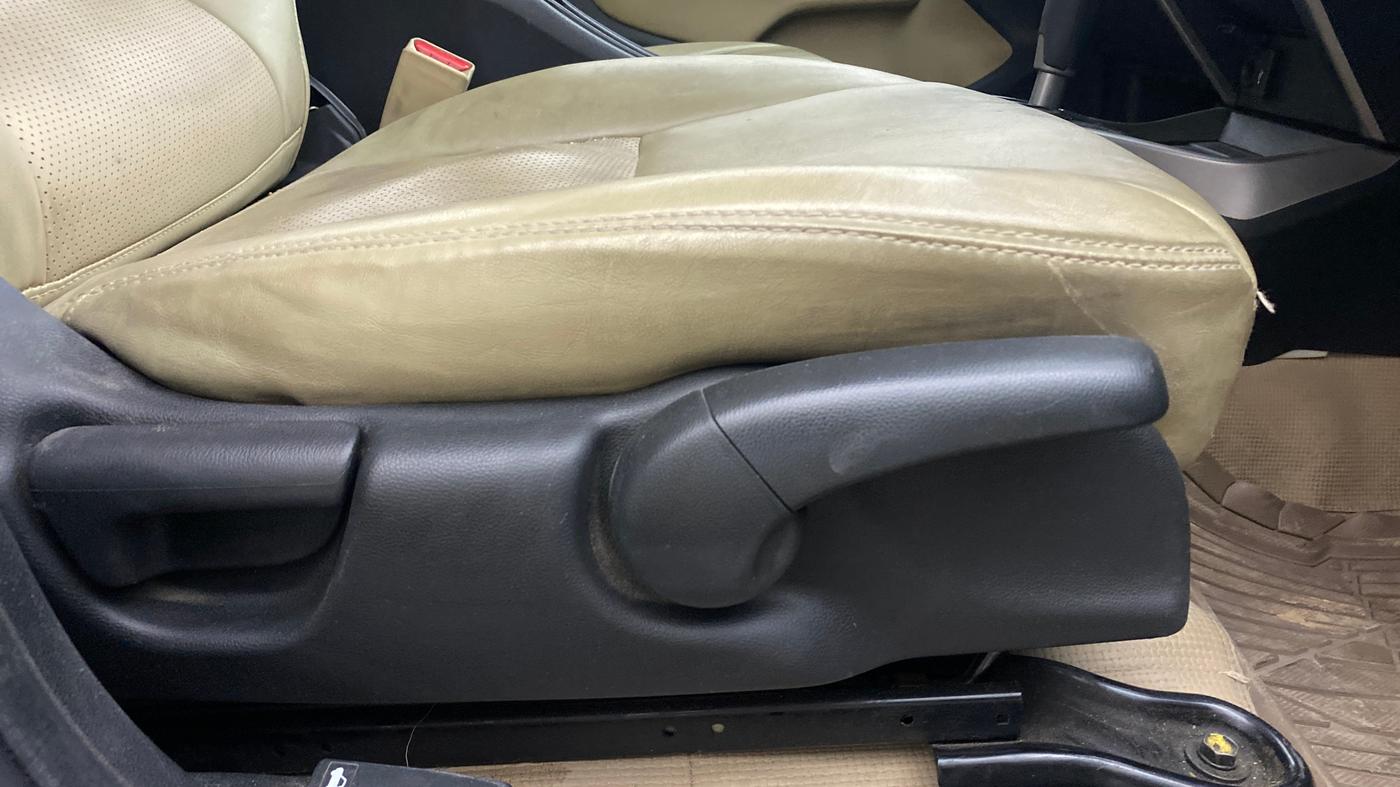 2015 Honda City 1.5L I-VTEC SV CVT, Petrol, Automatic, 92,898 km, Driver Side Adjustment Panel