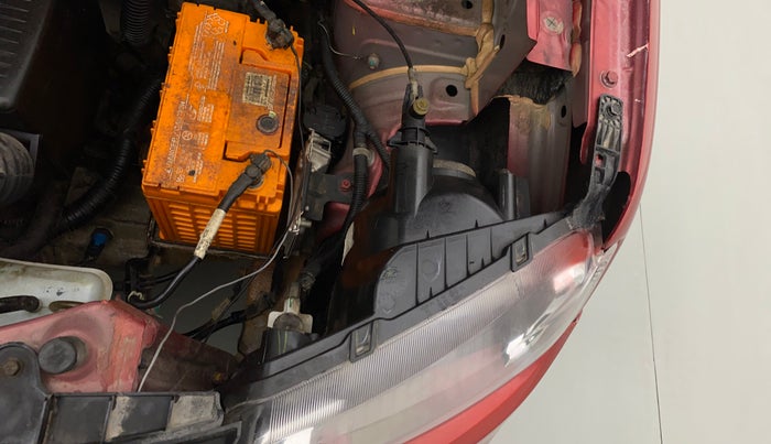2019 Renault Kwid RXL, Petrol, Manual, 25,519 km, Left headlight - Clamp has minor damage