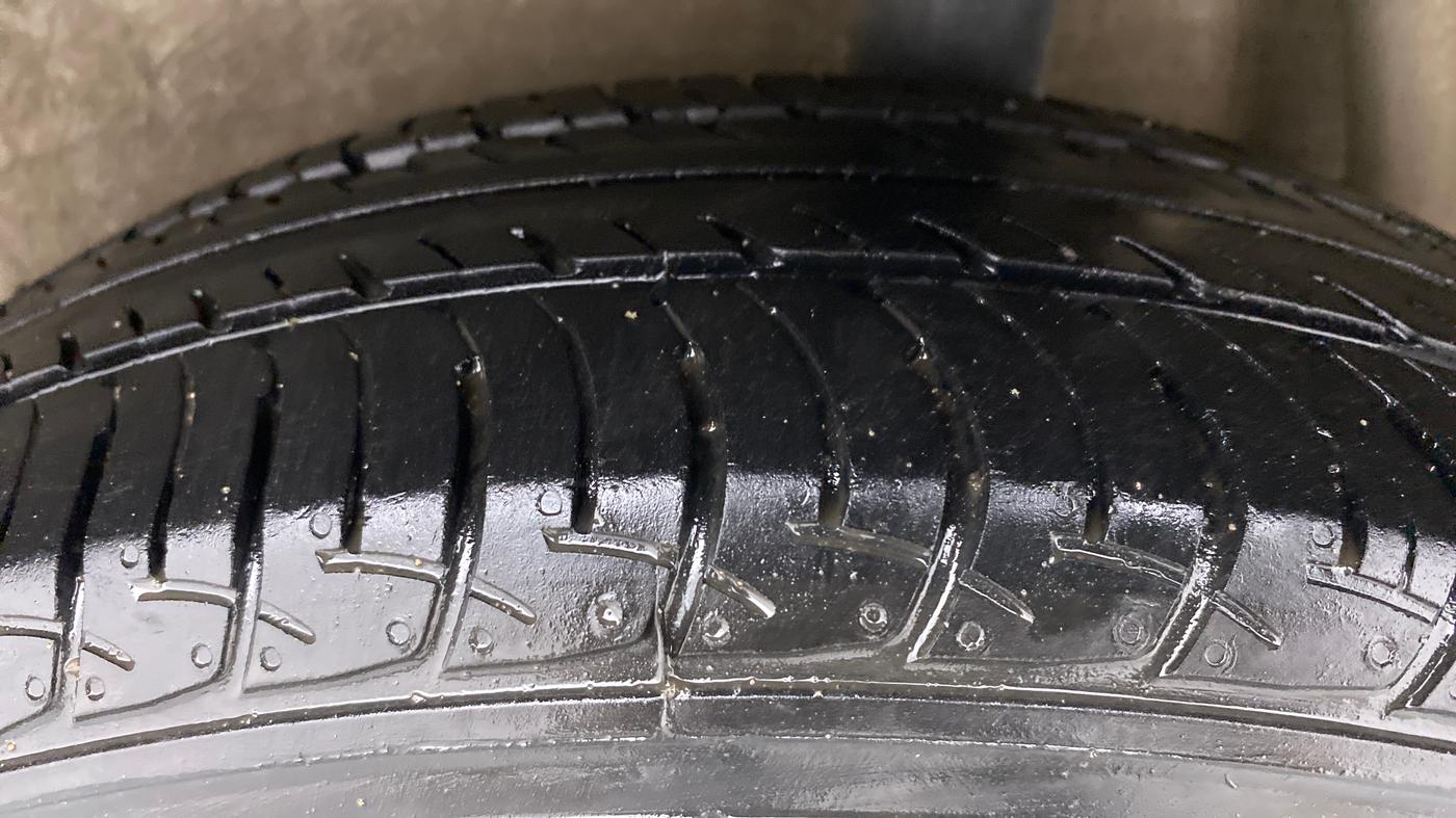 2017 Maruti Celerio ZXI D, Petrol, Manual, 78,559 km, Left Rear Tyre Tread