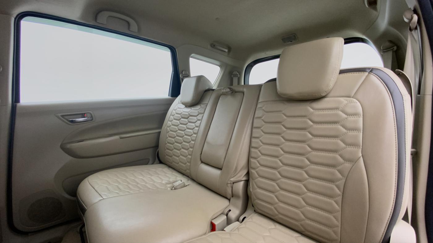 2016 Maruti Ertiga VDI SHVS, Diesel, Manual, 43,756 km, Right Side Rear Door Cabin