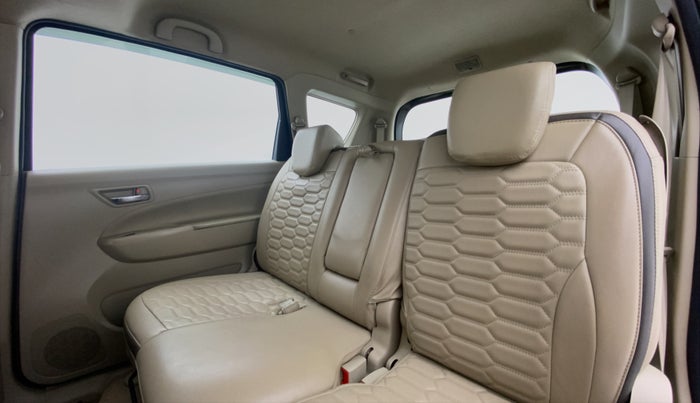 2016 Maruti Ertiga VDI SHVS, Diesel, Manual, 43,756 km, Right Side Rear Door Cabin
