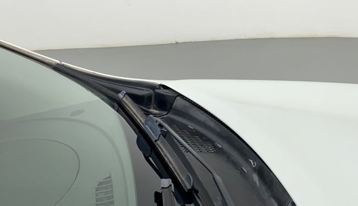 2012 Renault Pulse RX Z DIESEL, Diesel, Manual, 67,241 km, Bonnet (hood) - Cowl vent panel has minor damage