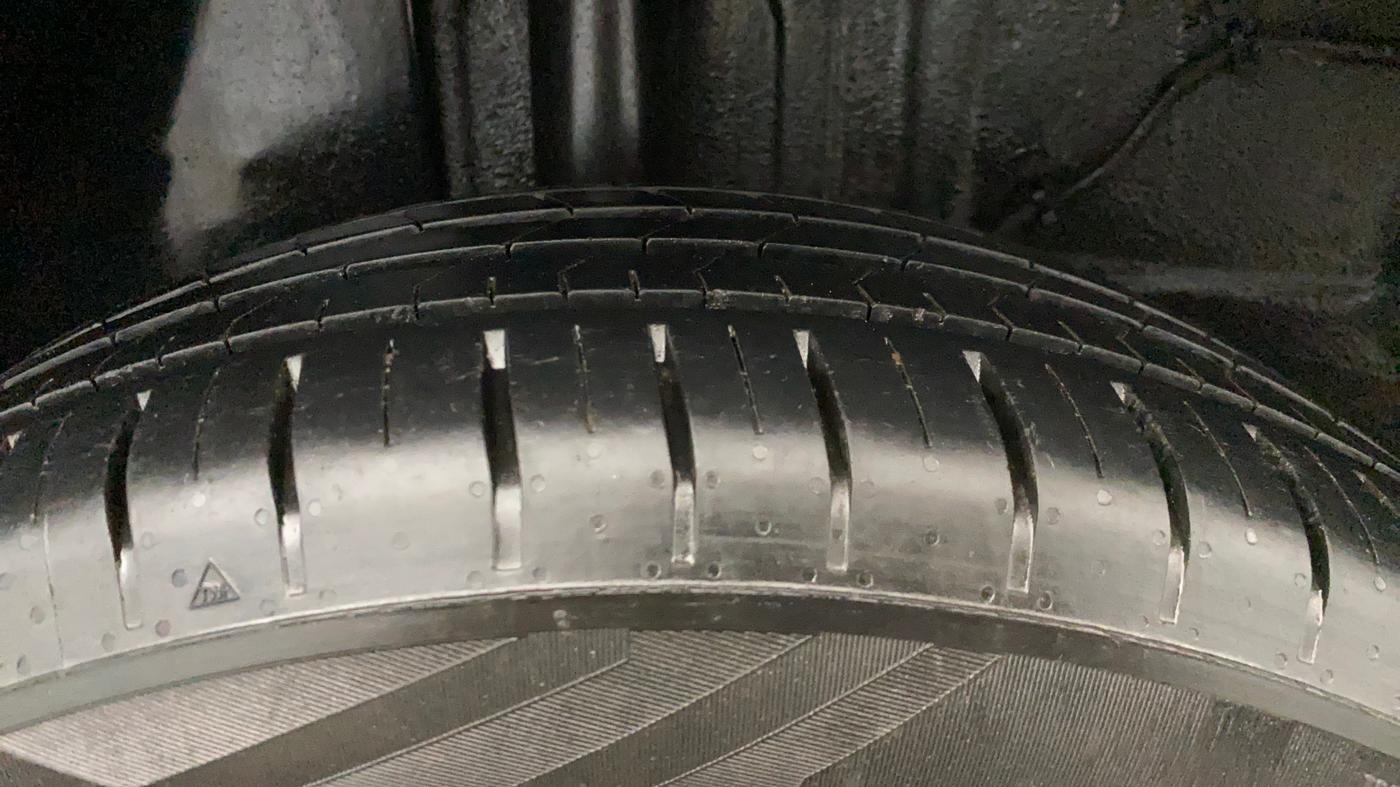 2023 Tata PUNCH ACCOMPLISHED DAZZLE CAMO MT, Petrol, Manual, 40,387 km, Right Rear Tyre Tread