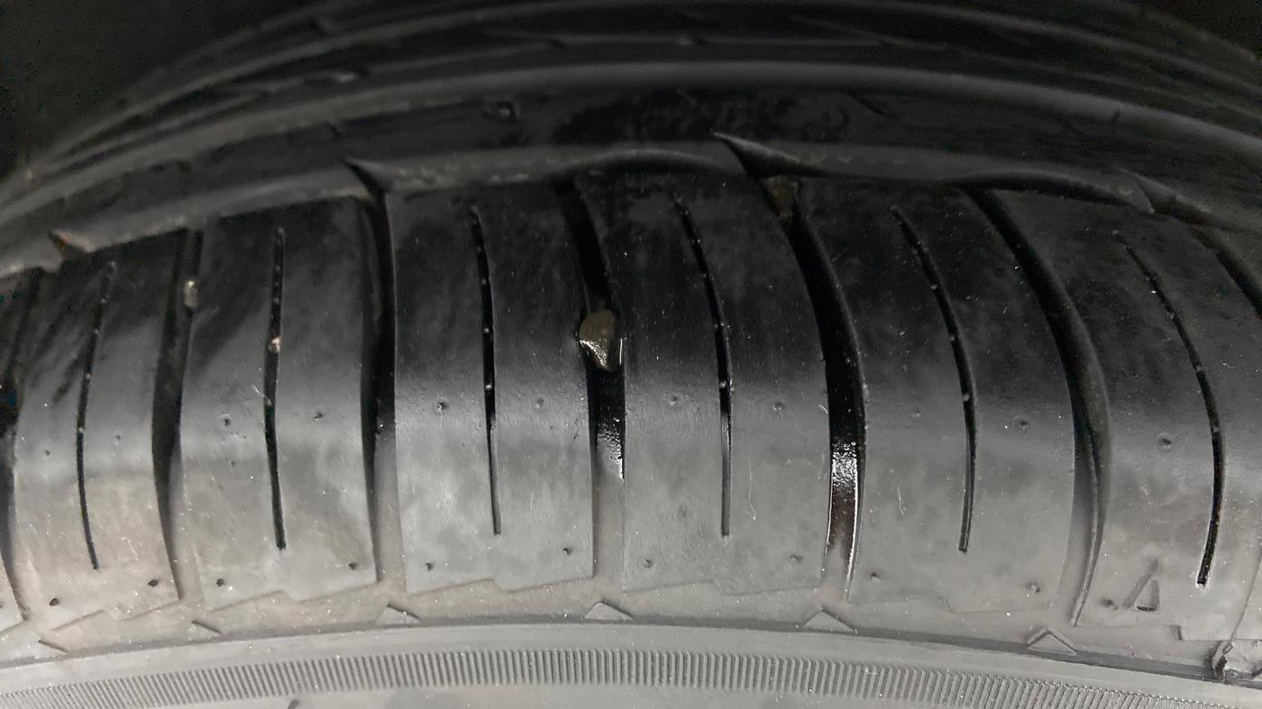2015 Mercedes Benz B Class B200 CDI SPORT, Diesel, Automatic, 82,401 km, Right Rear Tyre Tread