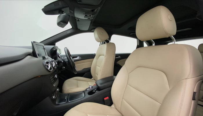 2015 Mercedes Benz B Class B200 CDI SPORT, Diesel, Automatic, 82,401 km, Right Side Front Door Cabin View