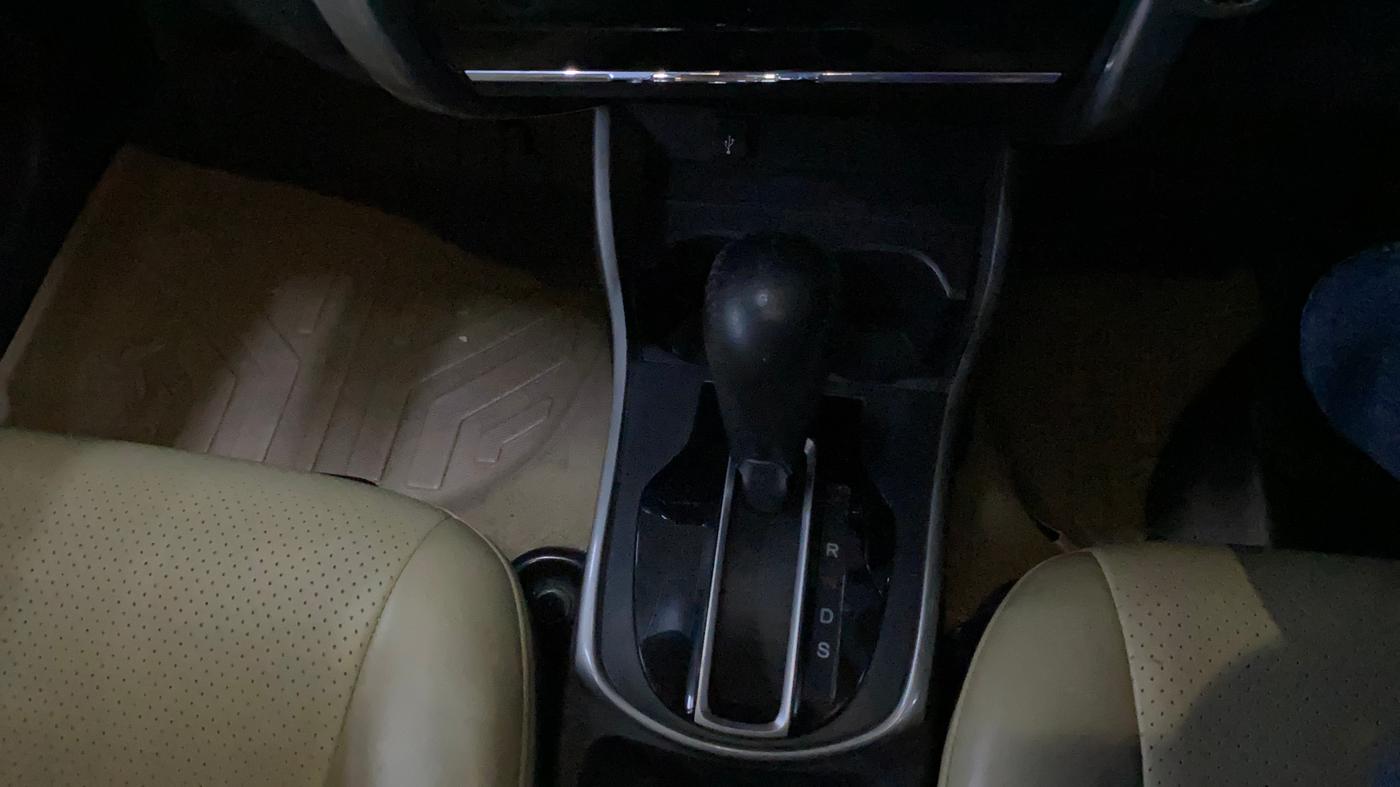 2017 Honda City 1.5L I-VTEC ZX CVT, Petrol, Automatic, 52,772 km, Gear Lever