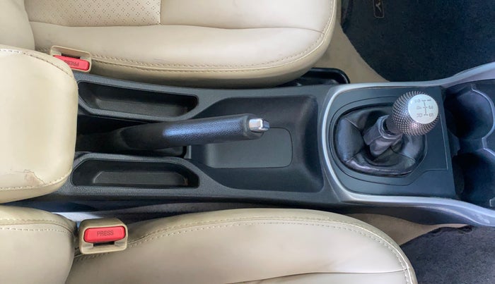 2017 Honda City 1.5L I-VTEC V MT, Petrol, Manual, 69,143 km, Gear Lever