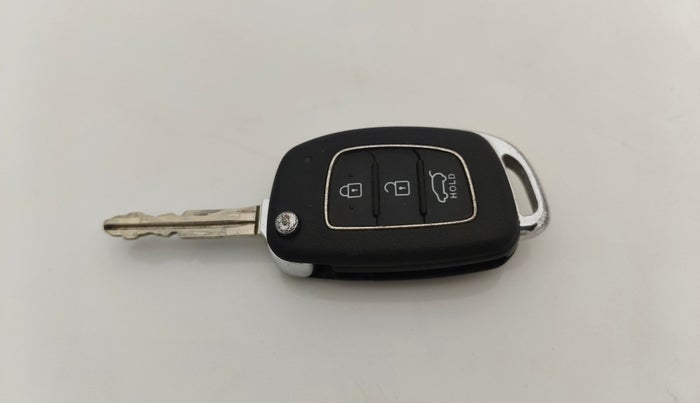 2018 Hyundai i20 Active 1.2 S, Petrol, Manual, 52,039 km, Key Close Up