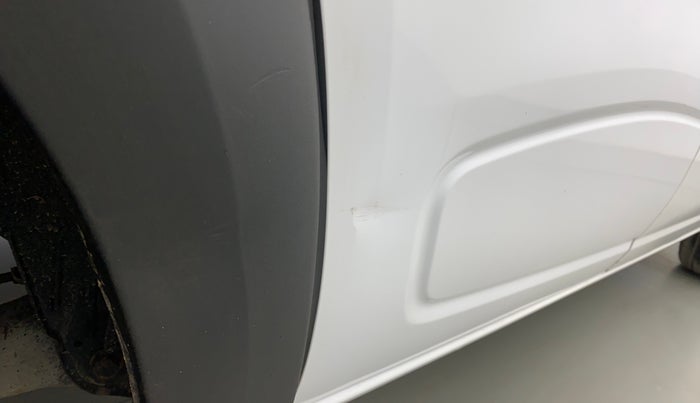 2018 Renault Kwid RXT 1.0 AMT (O), Petrol, Automatic, 72,296 km, Right rear door - Slightly dented