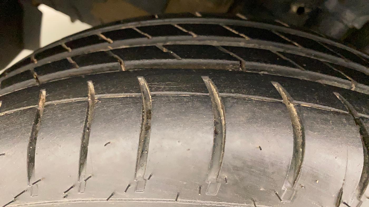 2018 Renault Kwid RXT 1.0 AMT (O), Petrol, Automatic, 72,296 km, Left Front Tyre Tread