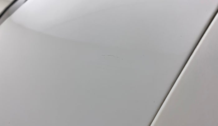 2018 Renault Kwid RXT 1.0 AMT (O), Petrol, Automatic, 72,296 km, Left quarter panel - Minor scratches