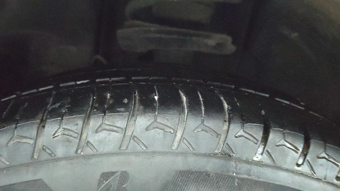 2022 Tata Tiago XZ PLUS PETROL, CNG, Manual, 49,178 km, Left Front Tyre Tread