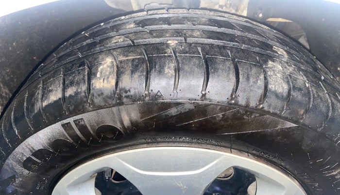 2017 Tata TIGOR XM PETROL, Petrol, Manual, 82,161 km, Right Front Tyre Tread