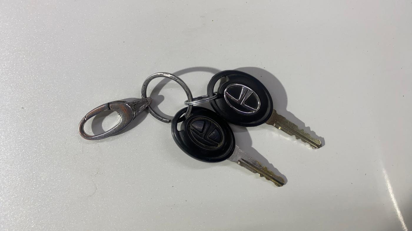 2017 Tata TIGOR XM PETROL, Petrol, Manual, 82,161 km, Key Close Up