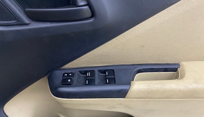 2016 Honda City 1.5L I-VTEC SV CVT, Petrol, Automatic, 81,505 km, Driver Side Door Panels Control