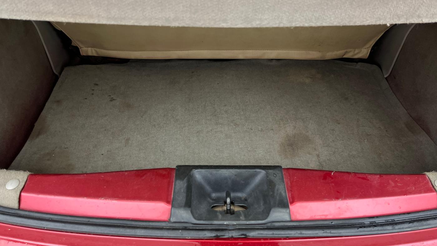 2013 Nissan Micra XV CVT, Petrol, Automatic, 68,014 km, Boot Inside