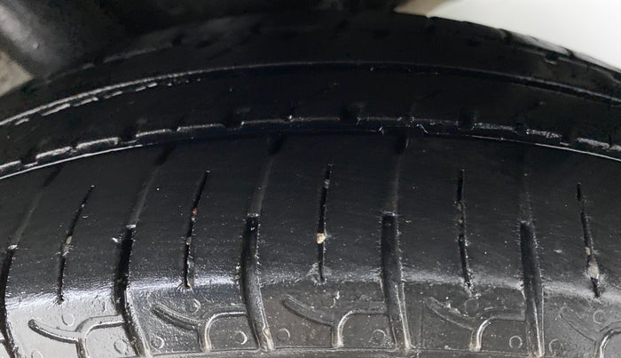 2020 Hyundai NEW SANTRO 1.1 SPORTZ MT CNG, CNG, Manual, 47,887 km, Left Rear Tyre Tread