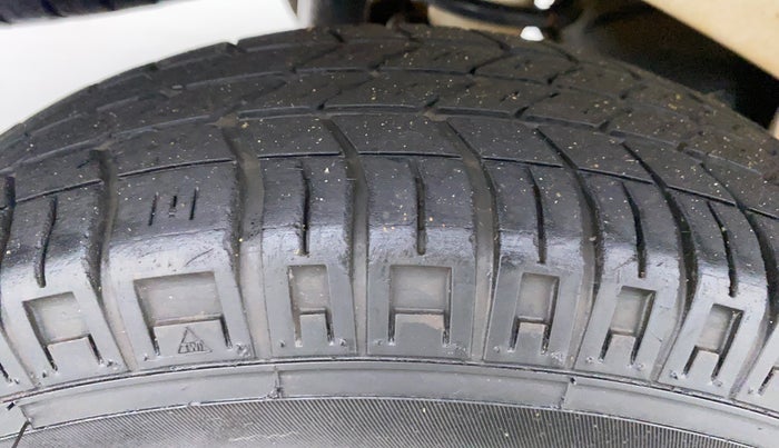 2020 Maruti Eeco 5 STR WITH AC PLUSHTR, Petrol, Manual, Right Rear Tyre Tread
