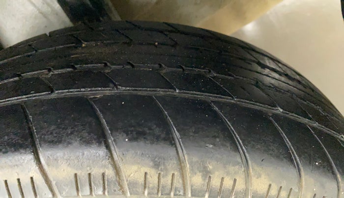 2011 Honda City V MT PETROL, Petrol, Manual, 88,976 km, Left Rear Tyre Tread