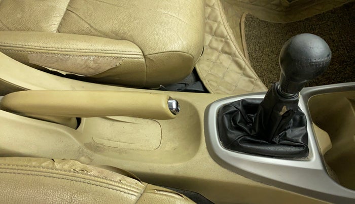 2011 Honda City V MT PETROL, Petrol, Manual, 88,976 km, Gear Lever