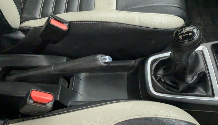 2018 Maruti Swift VXI, Petrol, Manual, 56,291 km, Gear Lever