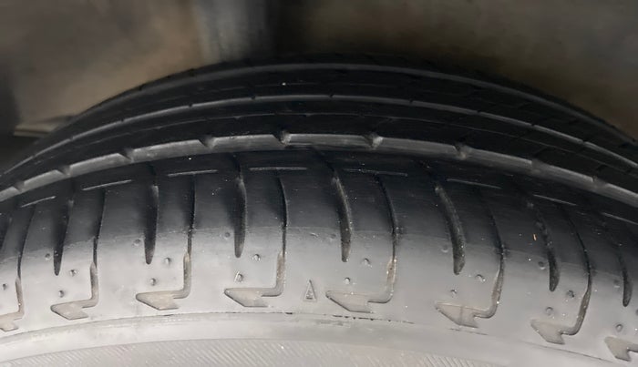 2017 Honda City VX CVT PETROL, Petrol, Automatic, 44,462 km, Right Rear Tyre Tread