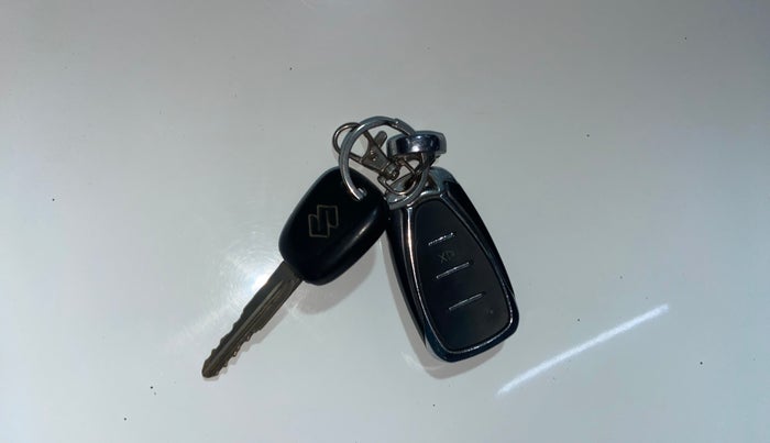 2019 Maruti Alto K10 VXI, Petrol, Manual, 55,743 km, Key Close Up