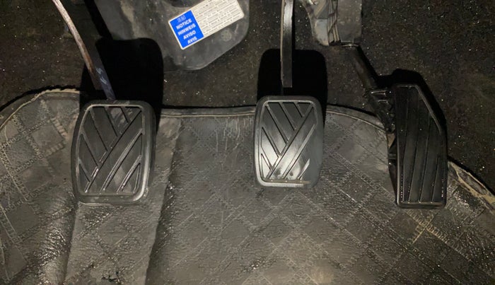 2018 Maruti Baleno DELTA PETROL 1.2, CNG, Manual, 95,057 km, Pedals