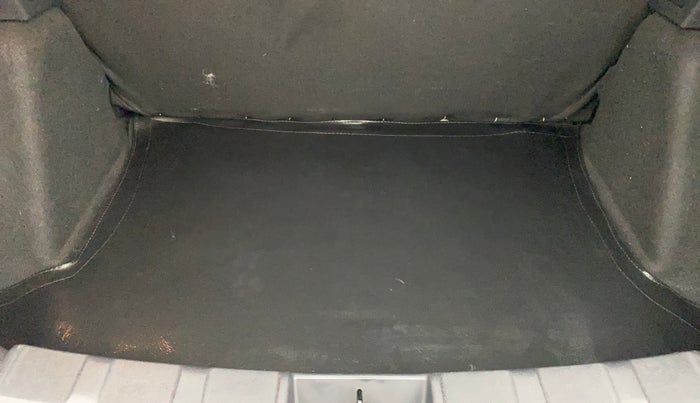 2022 Tata NEXON XM SUNROOF PETROL, Petrol, Manual, 20,133 km, Boot Inside