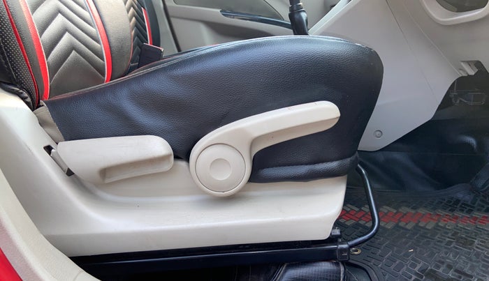 2018 Maruti Celerio ZXI (O), Petrol, Manual, 47,322 km, Driver Side Adjustment Panel
