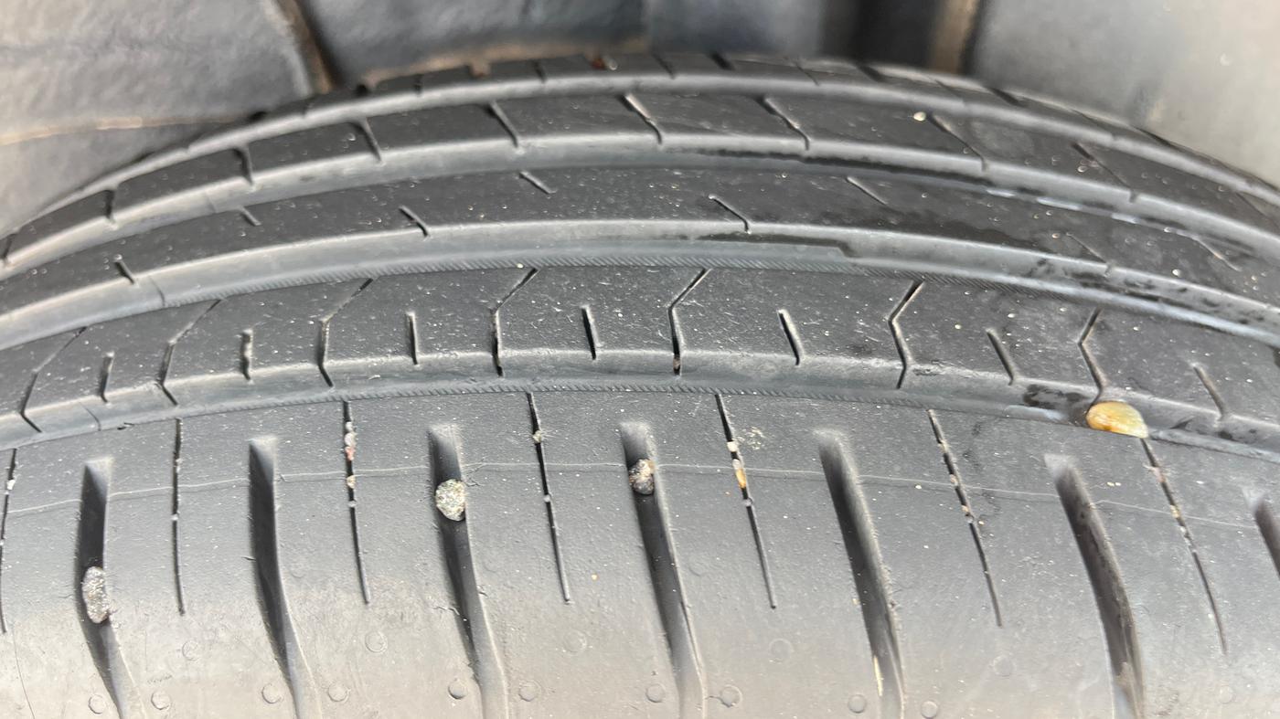 2022 Tata PUNCH ADVENTURE MT, Petrol, Manual, 17,385 km, Left Rear Tyre Tread