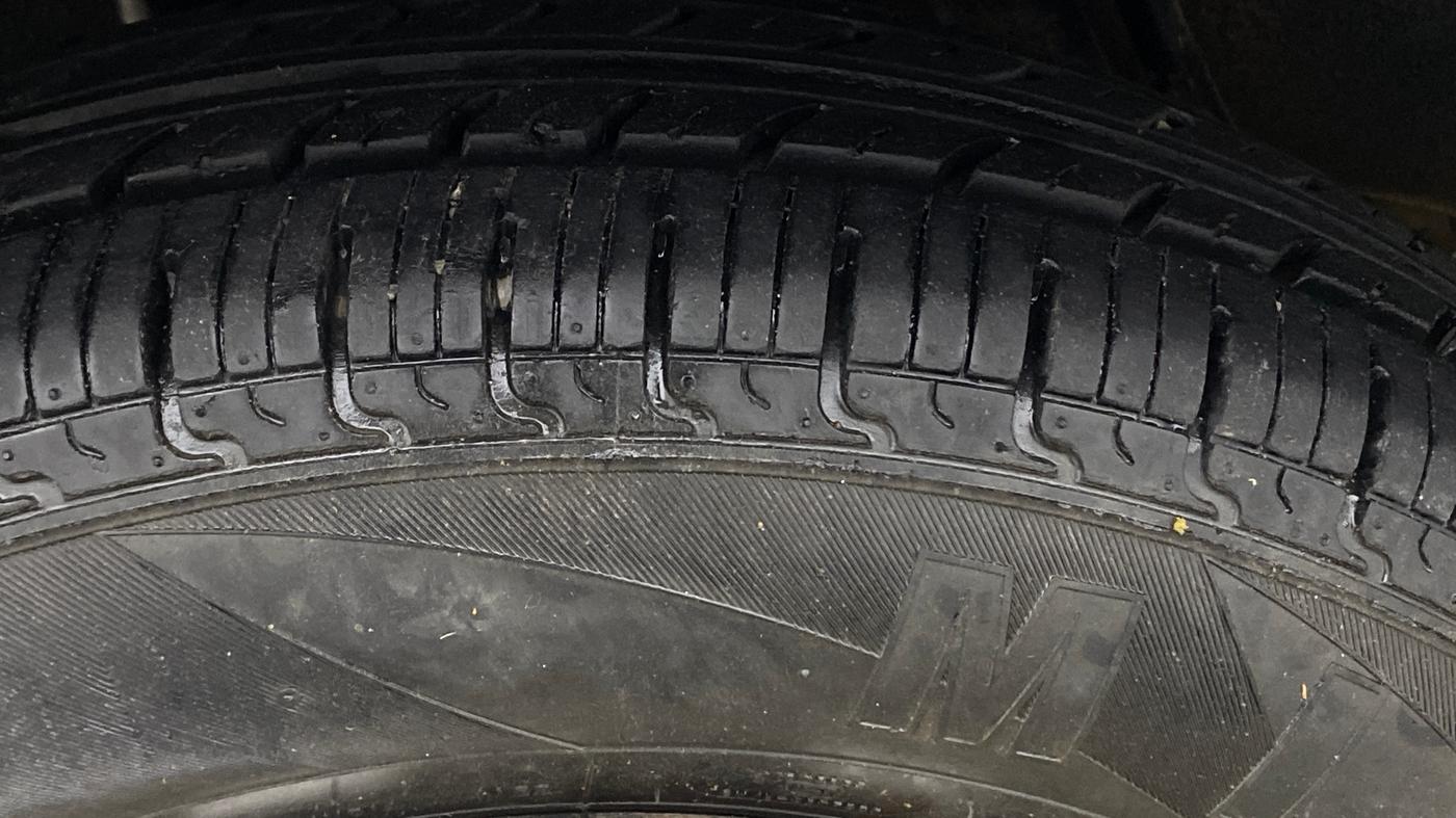 2018 Renault Kwid RXL, Petrol, Manual, 48,071 km, Right Rear Tyre Tread
