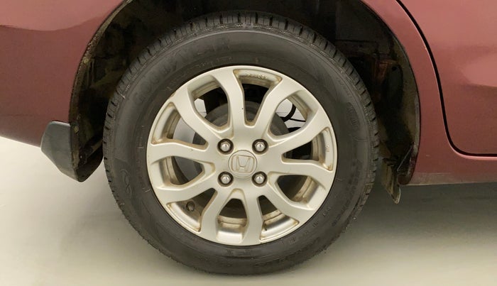 2017 Honda Amaze 1.2L I-VTEC VX AT, Petrol, Automatic, 46,263 km, Right Rear Wheel