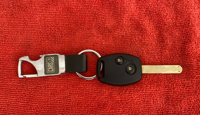 2017 Honda Amaze 1.2L I-VTEC VX AT, Petrol, Automatic, 46,263 km, Key Close Up