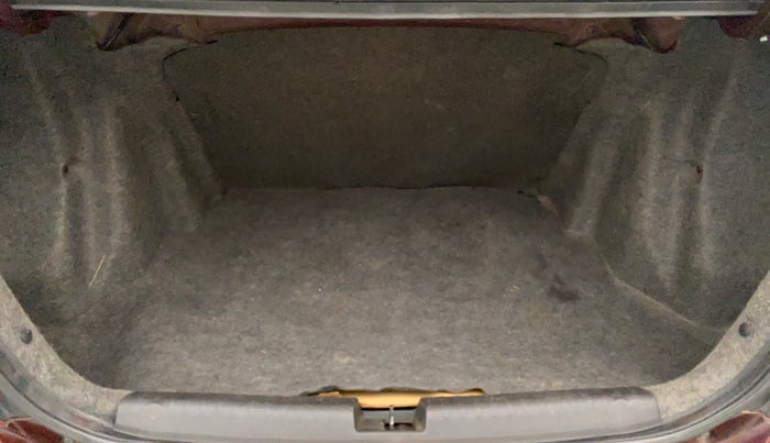 2017 Honda Amaze 1.2L I-VTEC VX AT, Petrol, Automatic, 46,263 km, Boot Inside