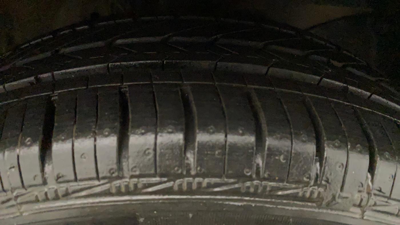 2017 Honda Amaze 1.2L I-VTEC VX AT, Petrol, Automatic, 46,263 km, Left Rear Tyre Tread